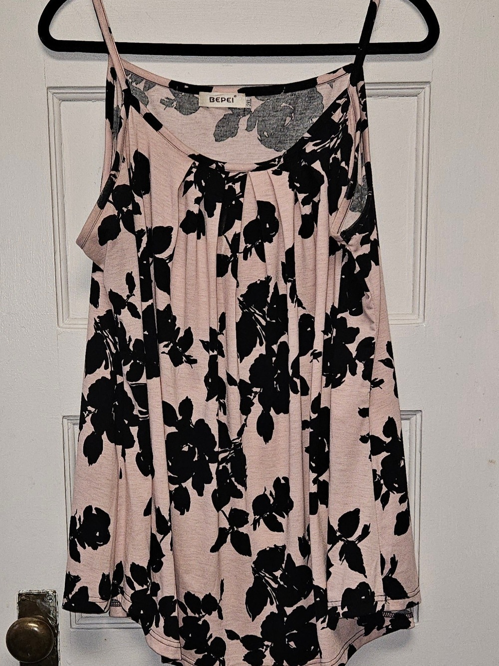 Pink Floral Scoop Neck Tank Top